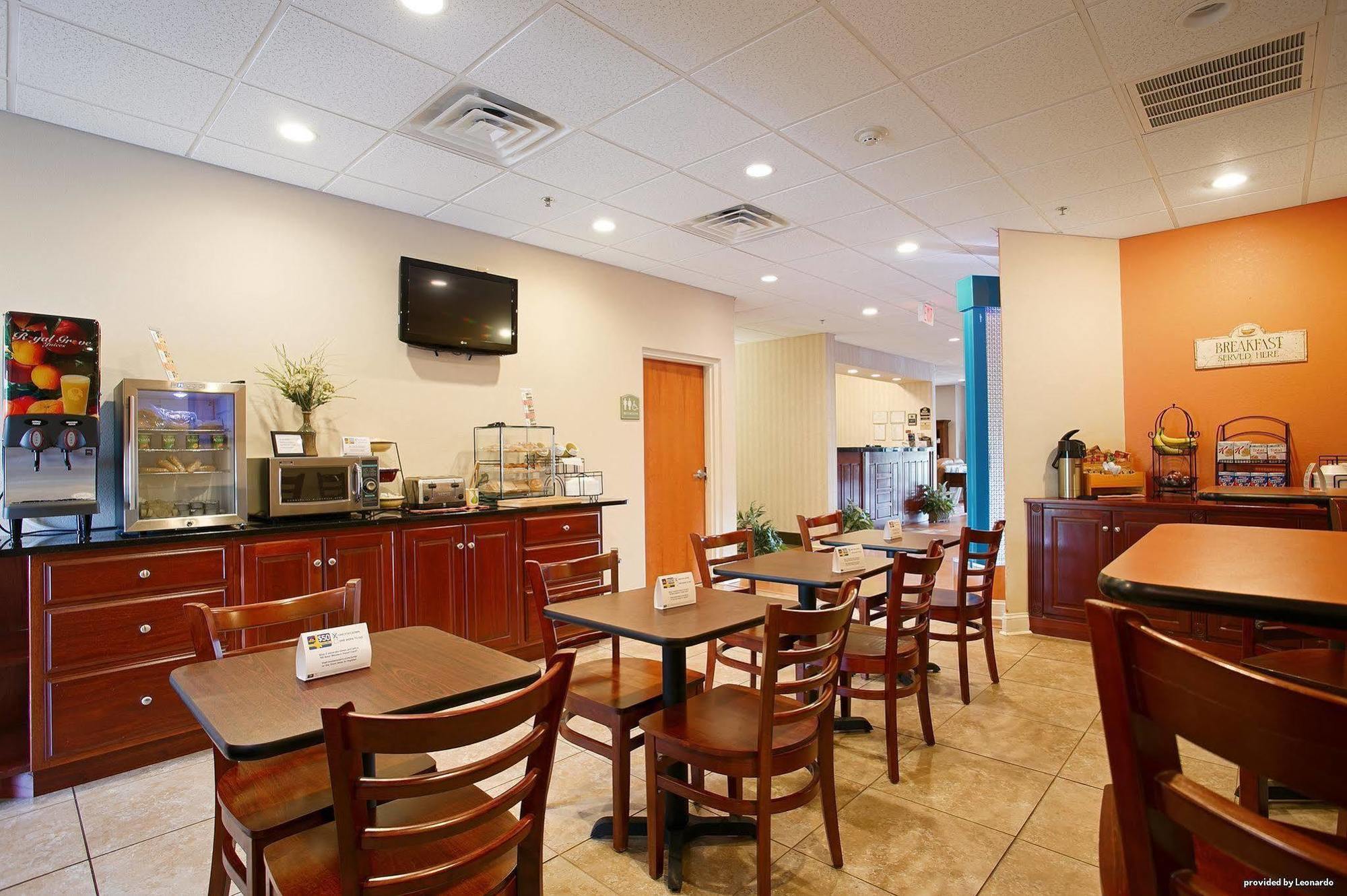 Hampton Inn Hartwell Ga Exterior photo